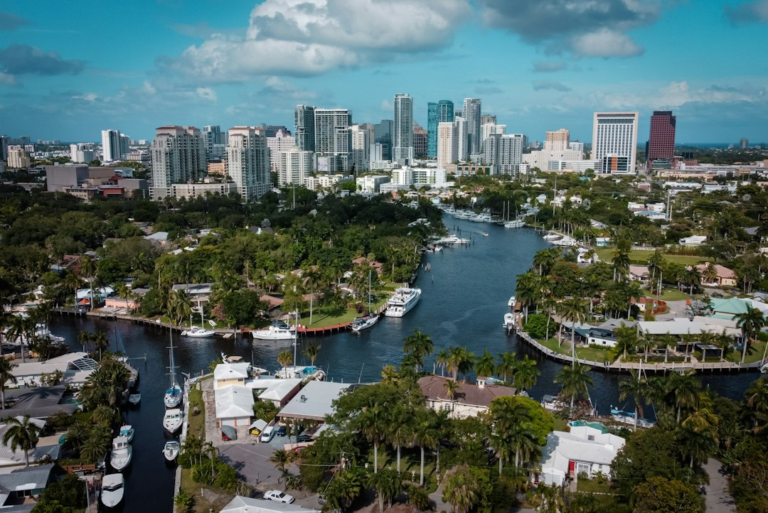 Fort Lauderdale waterfront homes, waterways and downtown skyline